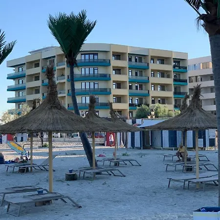 Relax Promenada Mamaia Nord Apartment Navodari