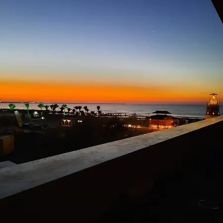Relax Promenada Mamaia Nord Apartment *